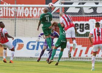 'Chatón' Enríquez debutó en el fútbol de Chipre