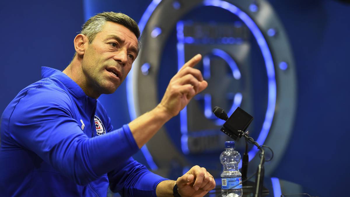 Pedro Caixinha le cierra las puertas a Selección Mexicana