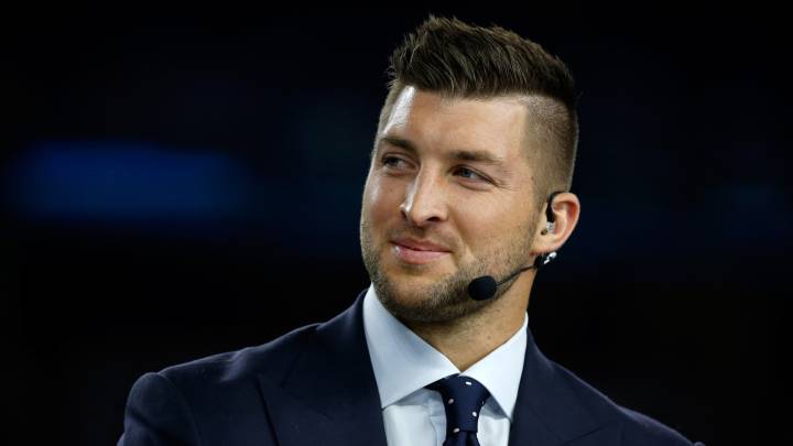 LeBron James y su productora arrancarán un nuevo proyecto de televisión para CBS en el que incluyen a Tim Tebow como su presentador estelar.