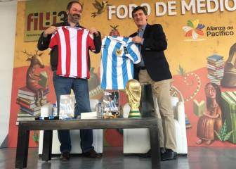 Mario Kempes presentó su libro “El Matador”
