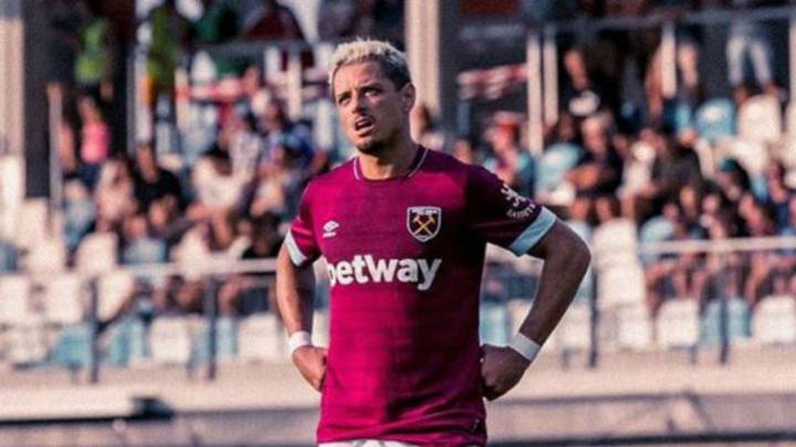 Chicharito Hernández podría terminar en el Besiktas