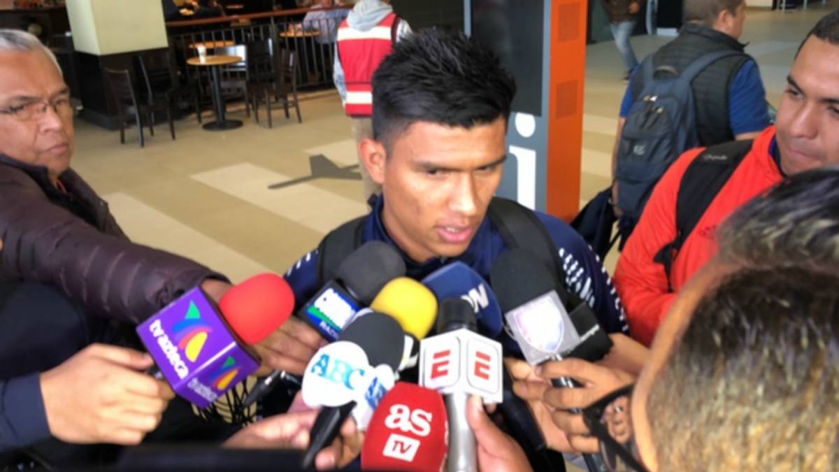 Estado de la cancha del Azteca no preocupa a Jesús Gallardo
