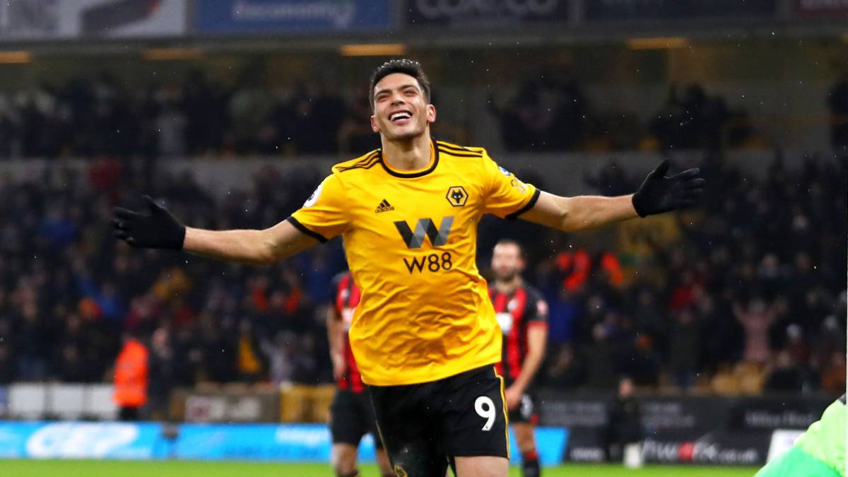 Raúl Jiménez iguala a Guillermo Franco y Carlos Vela en Premier League