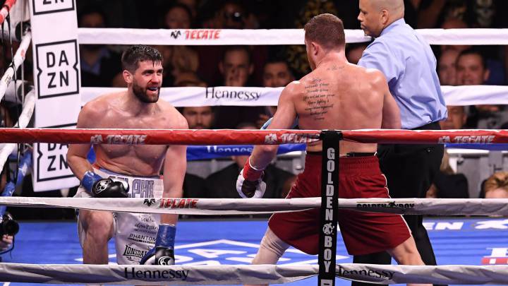 Los expertos no se impresionan con el fácil triunfo del Canelo ante Fielding