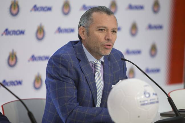José Luis Higuera desmiente acuerdo cerrado con alguna televisora por juegos de Chivas