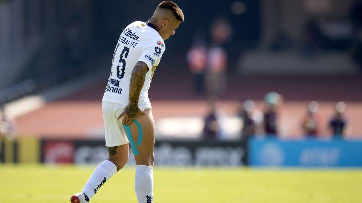 Juan Iturbe fuera de 15 a 20 días con Pumas por desgarre