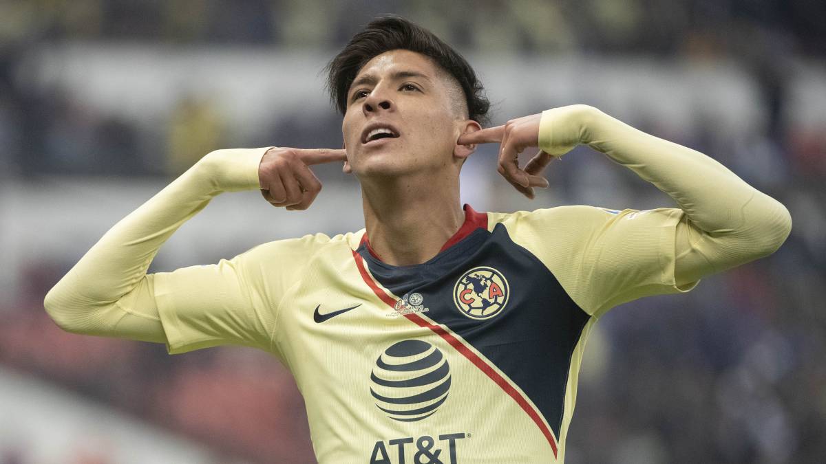 Edson Álvarez podría convertirse en compañero de Hirving Lozano y Erick Gutiérrez en Holanda. Las Águilas tendrían una oferta cercana a los 6 mde.