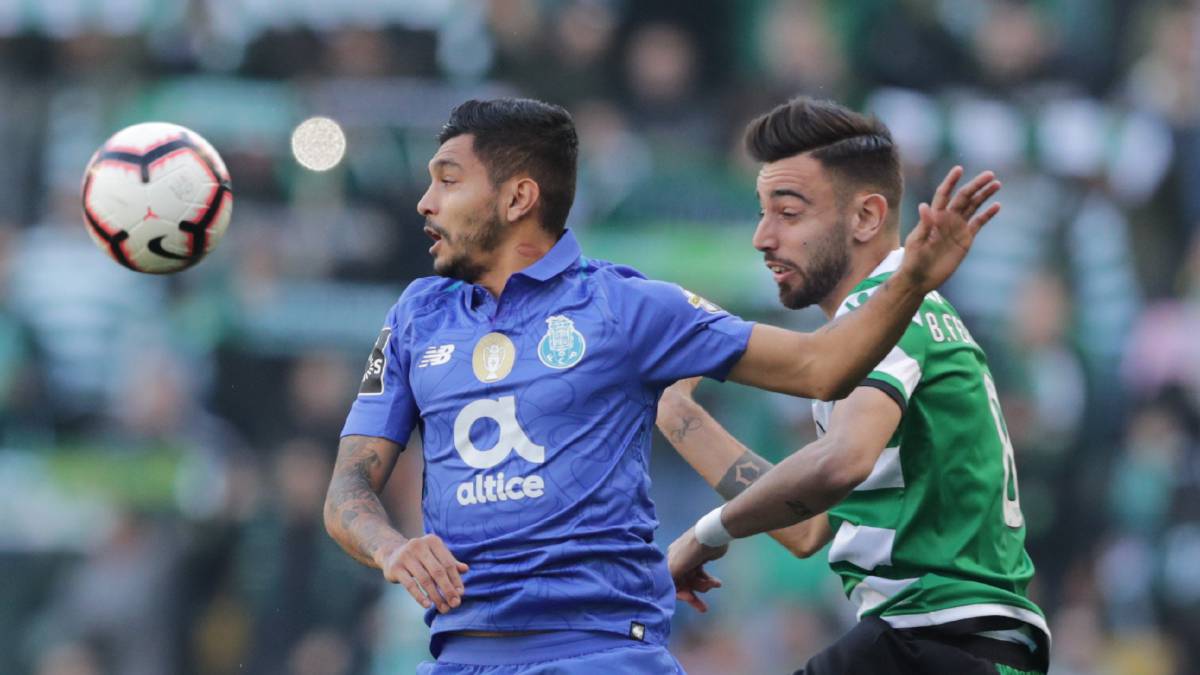 Con Herrera y Corona, Porto sigue siendo líder