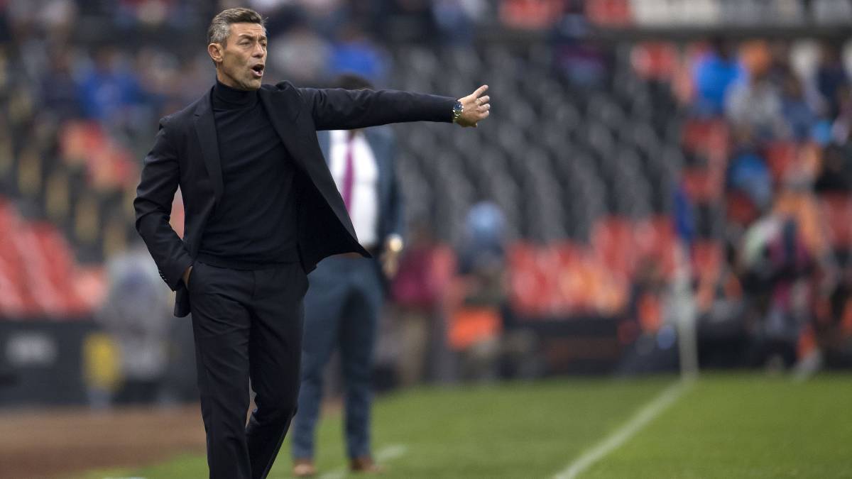 Caixinha se muestra optimista tras derrota contra Chivas