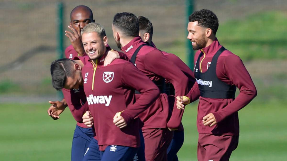 Chicharito volvió a entrenar con el West Ham