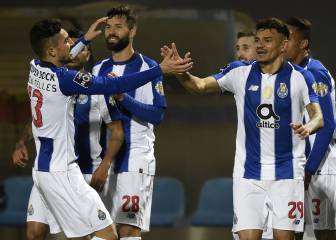 Sin despeinarse: Porto, con poder mexicano, es superlíder