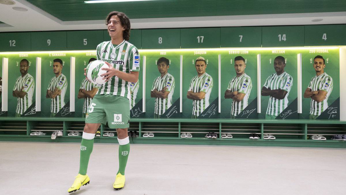 Diego Lainez se convirtió en el mexicano 41 en jugar en España