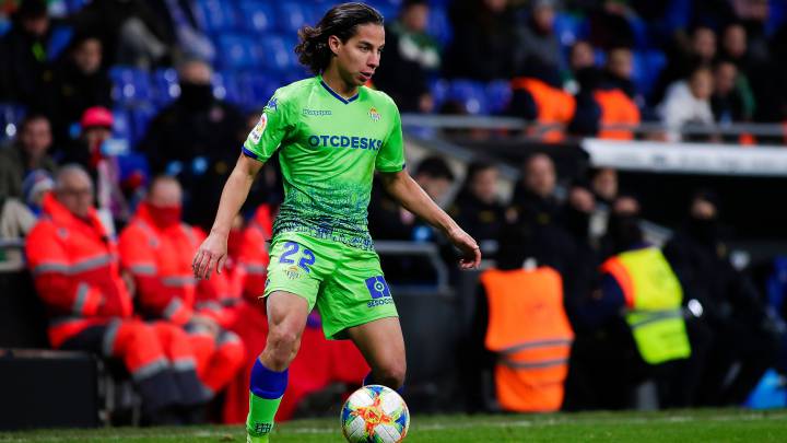 Diego Lainez con el Real Betis