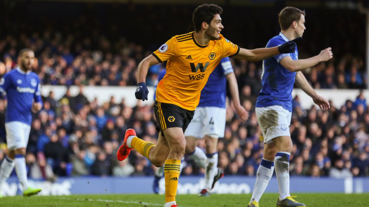 Wolverhampton derrotó a Everton con gol de Raúl Jiménez