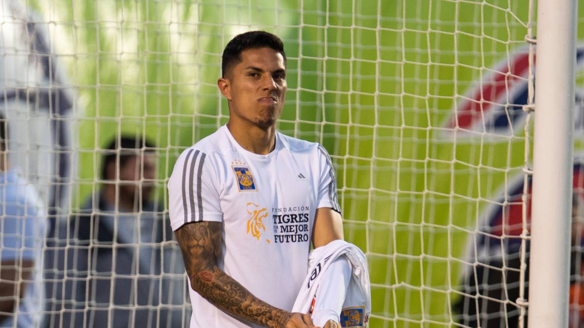 ¿Cuándo debuta Carlos Salcedo en Tigres? Él no lo sabe aún