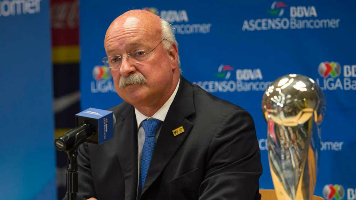 Enrique Bonilla en conferencia de prensa