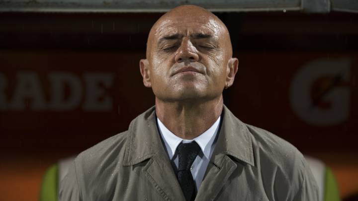 Luego de que el Puebla anunció al 'Chelís' como su nuevo técnico, Las Vegas Lights mandó una sarcástica respuesta, misma que molestó al DT y al club camotero.