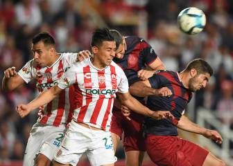 Chivas deja escapar el triunfo en el Estadio Victoria al 90+4'