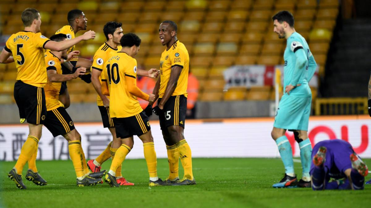 Festejo de último minuto del Wolverhampton