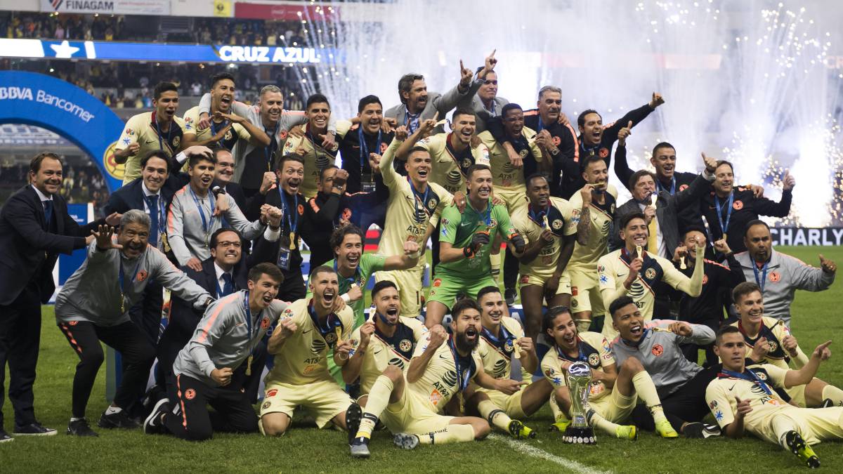 La revista France Football lanzó un listado con los 30 mejores equipos de la historia. En dicha publicación destaca el América como único equipo de la Liga MX.