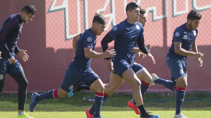 Chivas espera a sus jugadores motivados por llamado al Tri