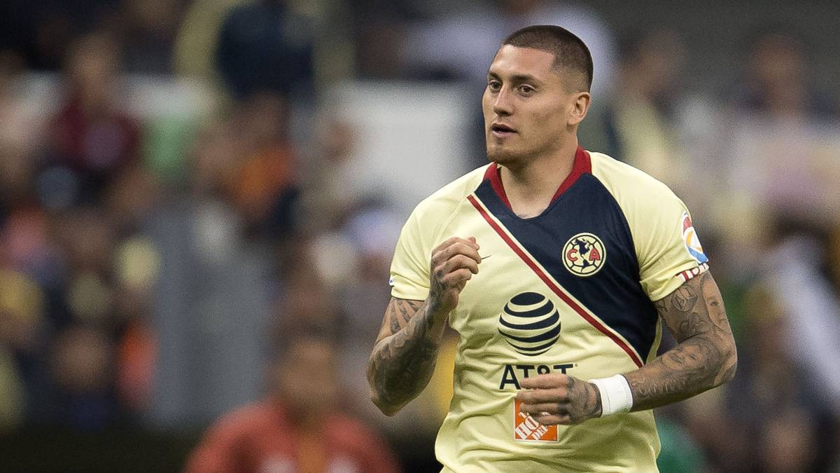Nicolás Castillo y su mensaje a días del Clásico: “Ódienme más”