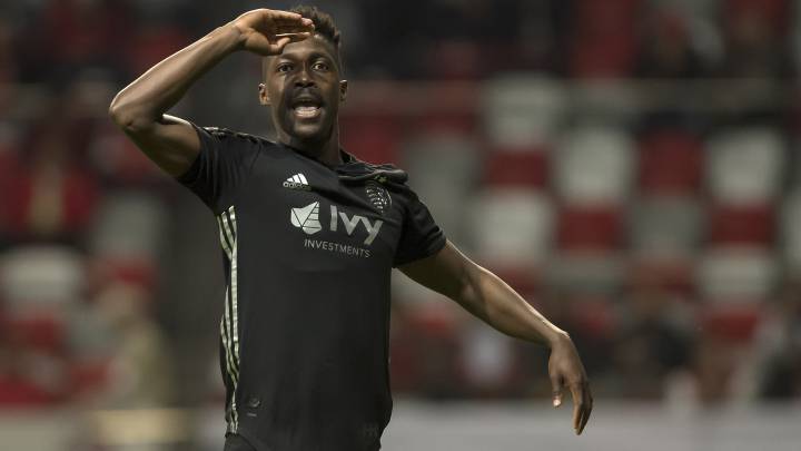 Gerson Fernandes celebra su gol en el Nemesio Díez.