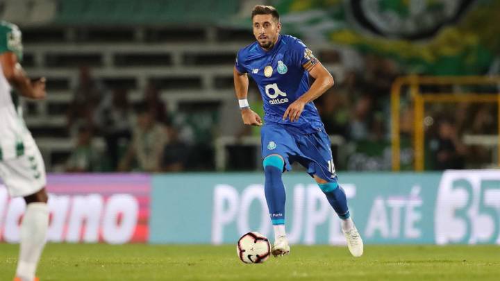 En el Porto quieren que Héctor Herrera se quede en el equipo