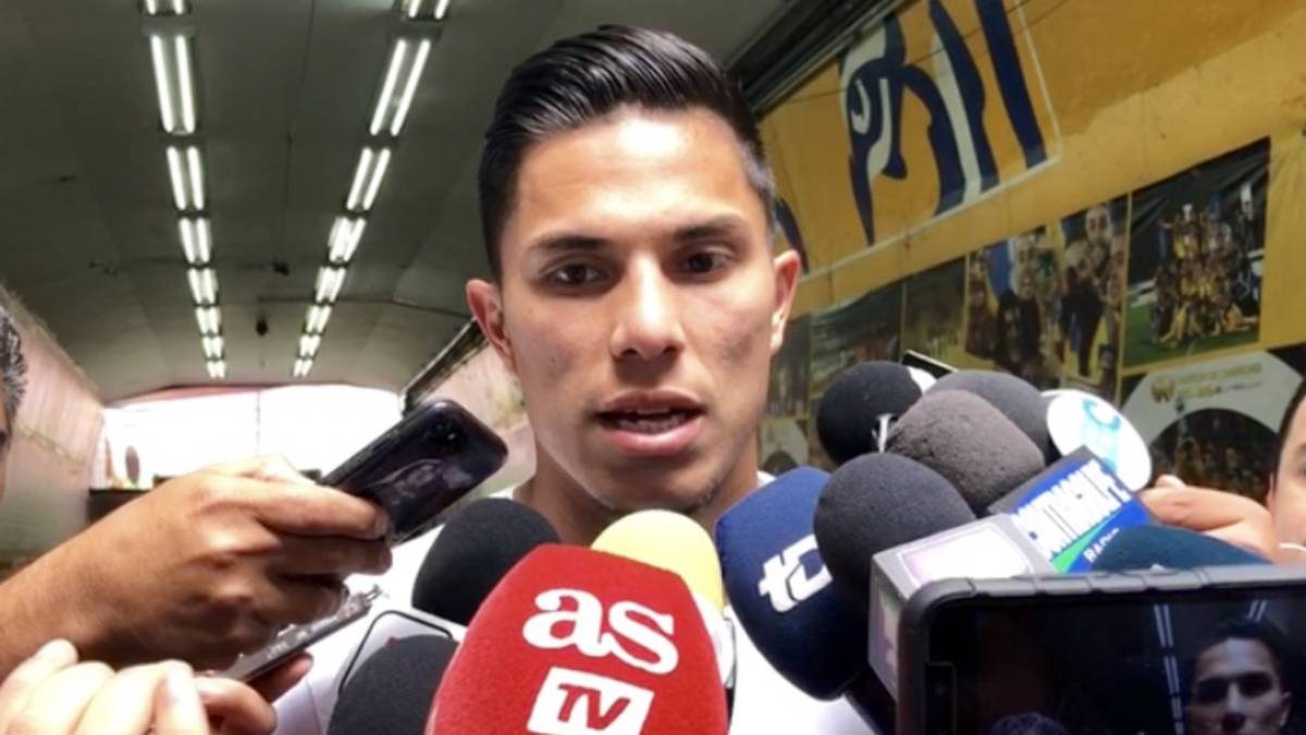 Para los árbitros no es fácil lidiar con 22 jugadores: Carlos Salcedo