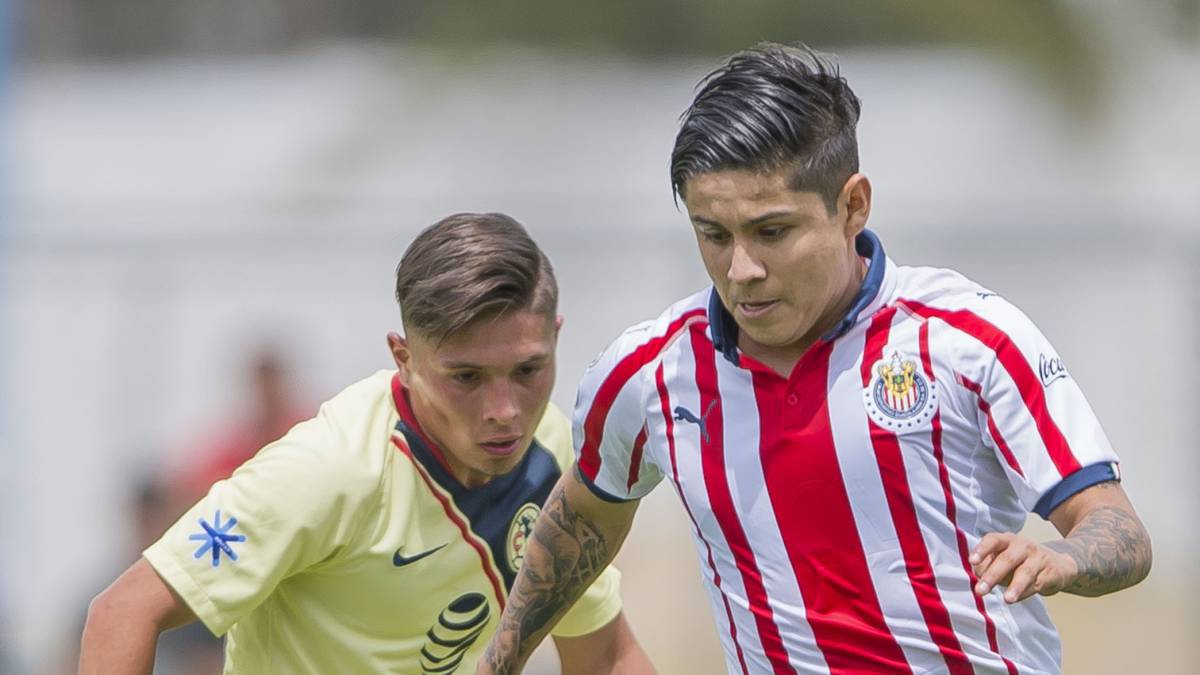 'Chofis' López está de regreso con Chivas