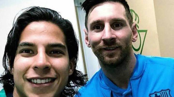 Lainez aprovecha el Betis-Barça para tomarse foto con Messi