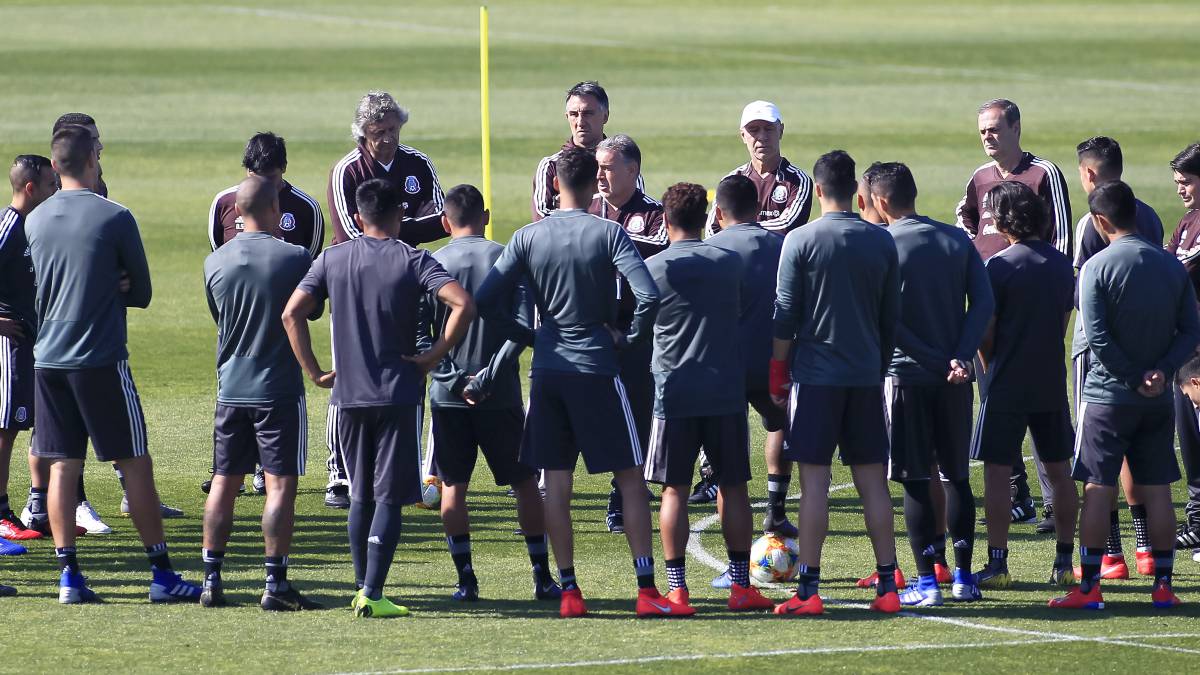 Aspecto del entrenamiento de la Selección Mexicana en San Diego, California.
