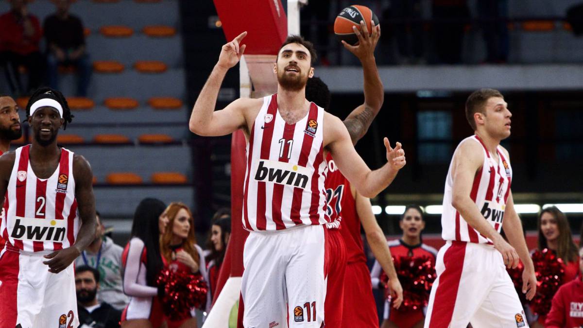 Olympiacos Piraeus - FC Bayern Munich