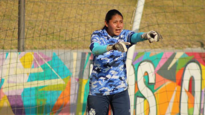 Brissa Rangel en el arco