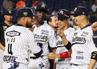 Sultanes apaleó a Leones en el arranque de la temporada