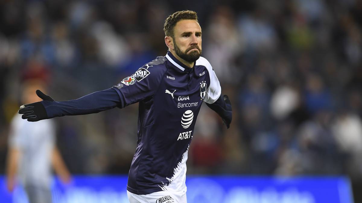 Layún no teme a la ‘maldición rayada’ en Finales en casa
