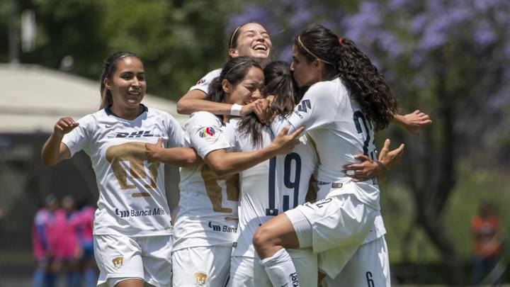 Pumas golea al Cruz Azul y sueña con la Liguilla