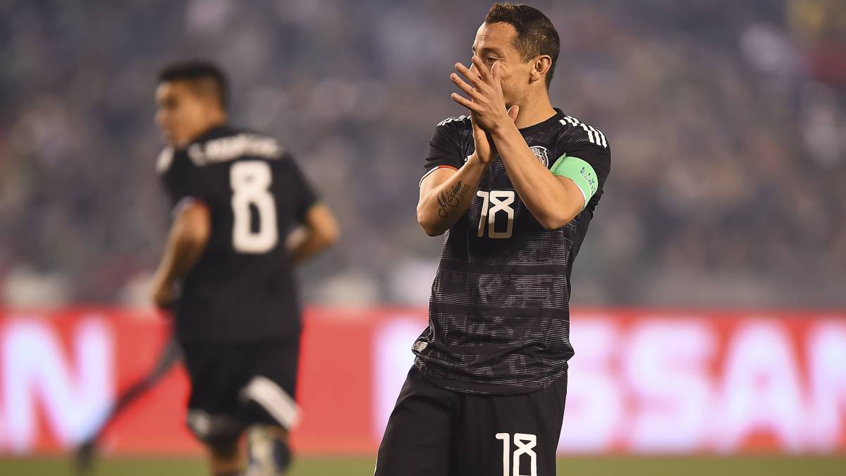 Andrés Guardado: "De generación dorada no tuvimos nada"