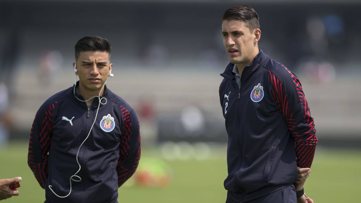 Chivas aún no ejerce multa sobre futbolistas