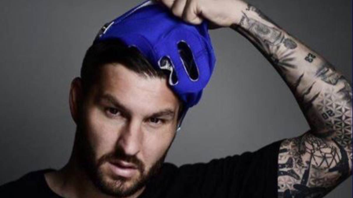 Gignac se pone máscara de Blue Demon y AAA lo invita a las luchas