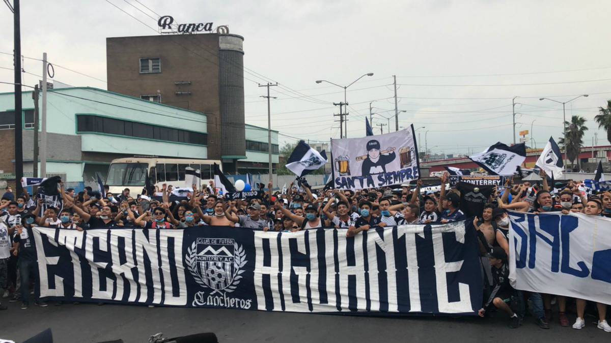 Los participantes de la caravana albiazul serán castigados