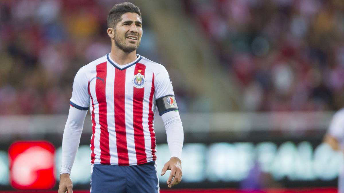 Jair Pereira, Chivas