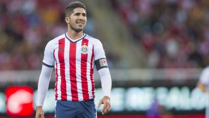 Jair Pereira, Chivas