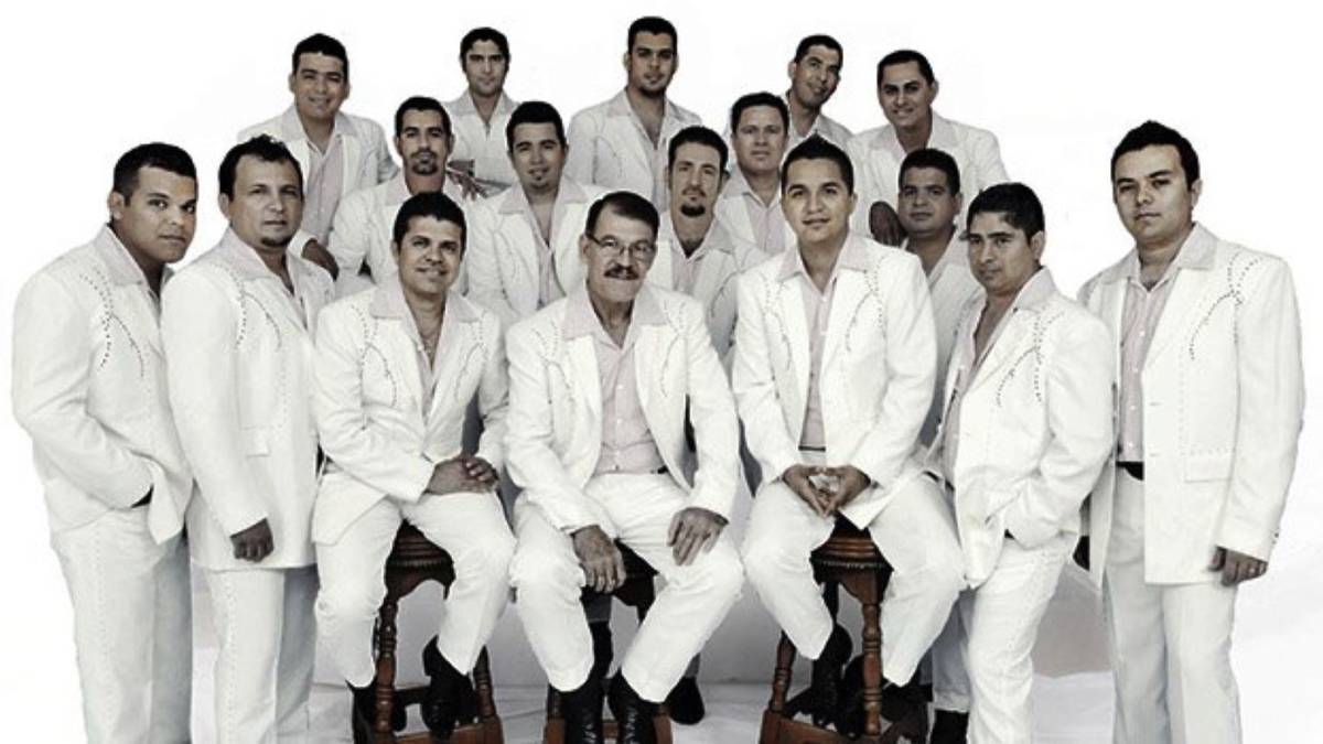 La Arrolladora Banda Limón