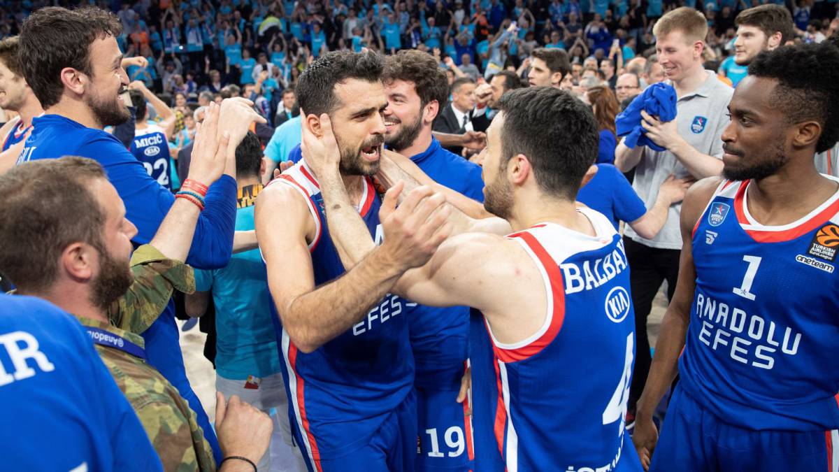 Anadolu Efes - Barcelona, Euroliga