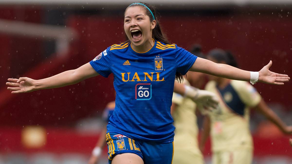 Katty Martínez celebra un gol contra el América.