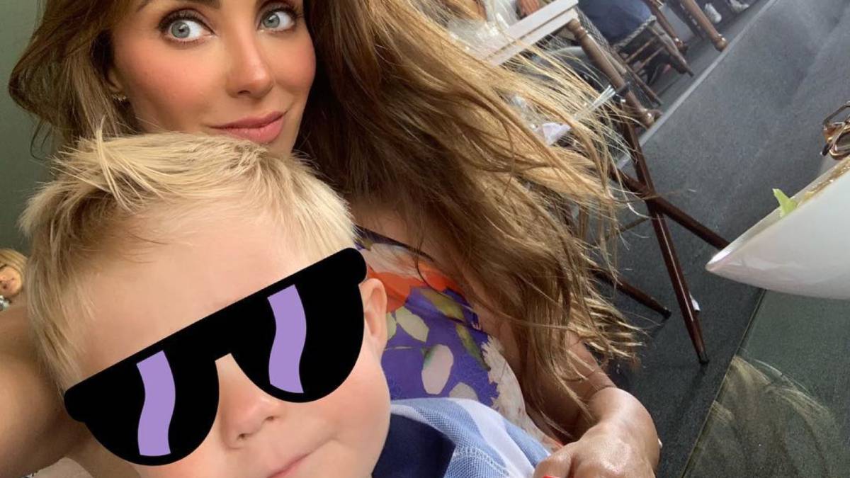 Anahí y su hijo