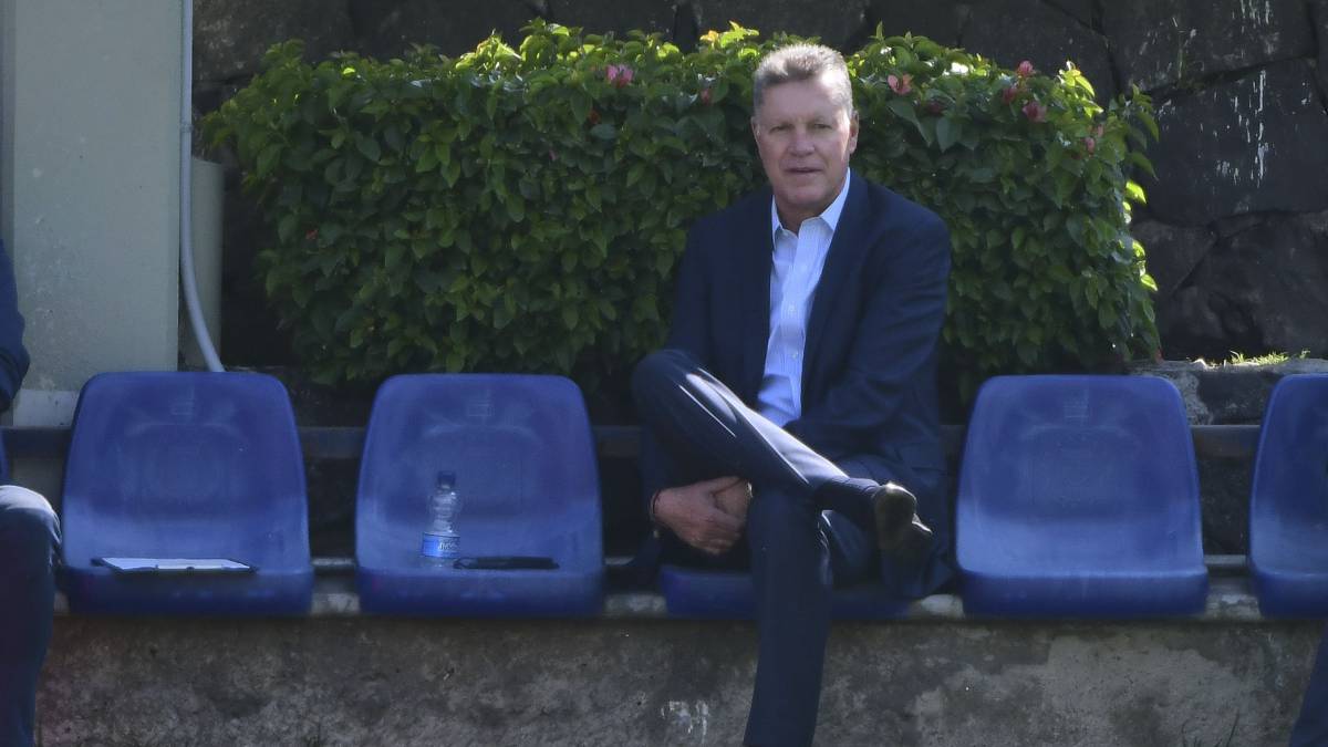 Peláez confirma continuidad de Pedro Caixinha en Cruz Azul