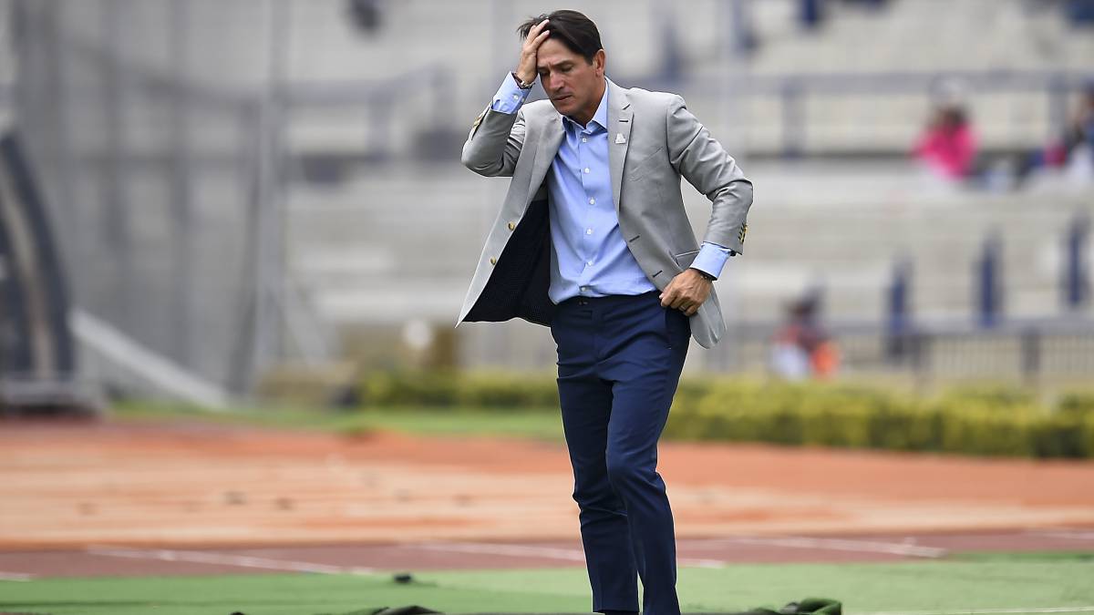 Bruno Marioni dejaría de ser técnico de Pumas