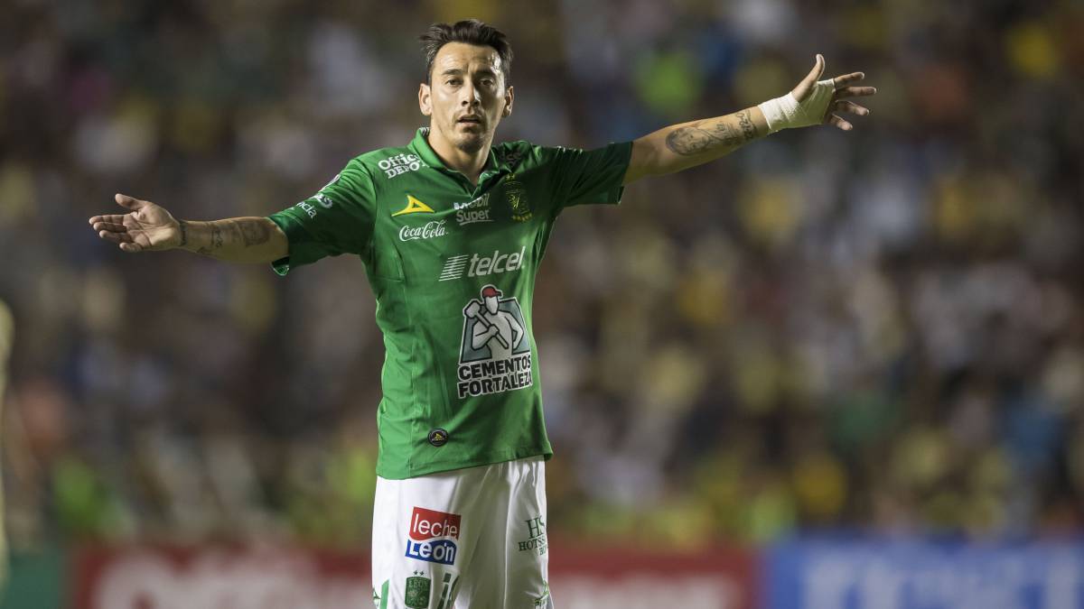 Sambueza desea que se pueda apelar la segunda amarilla